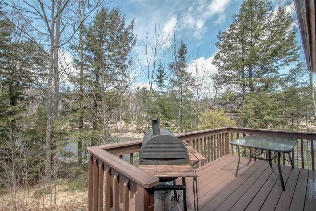 Relaxing Riverside Retreat - Storyland, Attitash, North Conway Leilighet Bartlett Eksteriør bilde